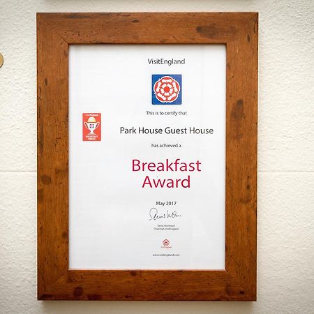 Park House Hotel Ембълсайд Екстериор снимка