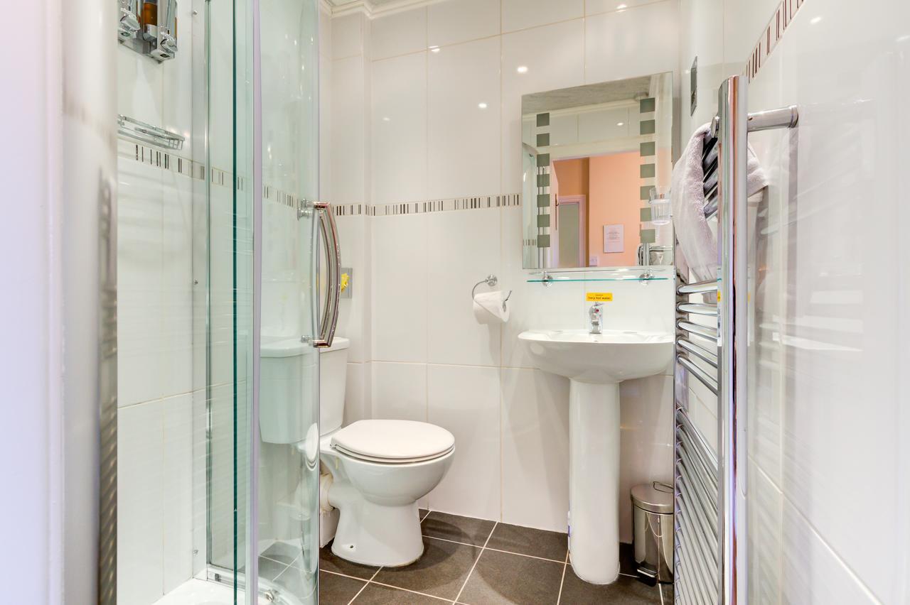 Park House Hotel Ембълсайд Екстериор снимка